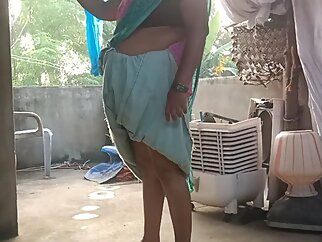 awesome aunty